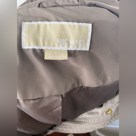 MICHAEL KORS Women's Tan Anorak Jacket - Picture 16 of 16